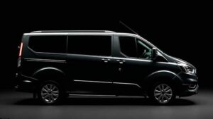 Spacious 8 Seater Minibus For Group Travel And Tours