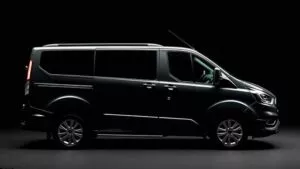 Spacious 8 Seater Minibus For Group Travel And Tours